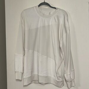 LULULEMON WHITE SWEATER